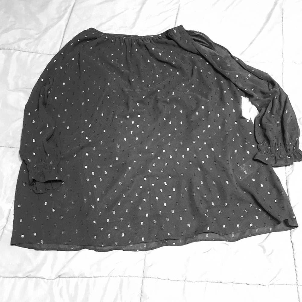 Women’s shirt